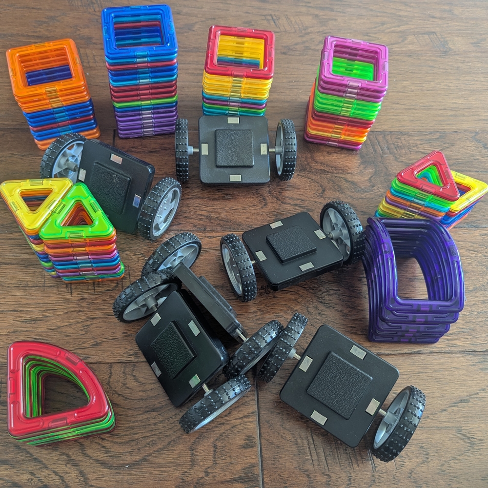 Magnetic Building Blocks Set - Multicolor